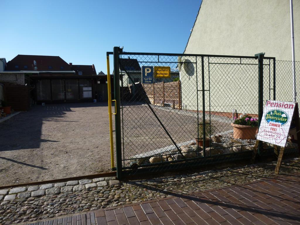 Pension Am Peeneufer Ug Wolgast Exterior foto